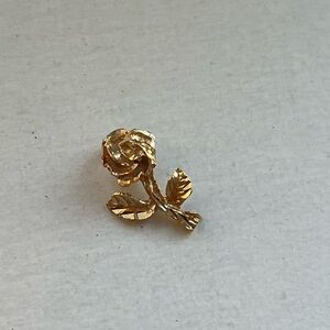 14K Solid Gold Rose Flower Pendant Vintage